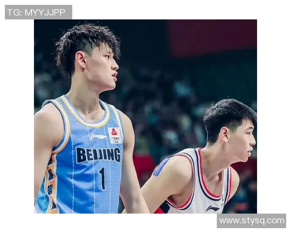 曾凡博精彩表现引领球队防守盖帽成关键助力胜利