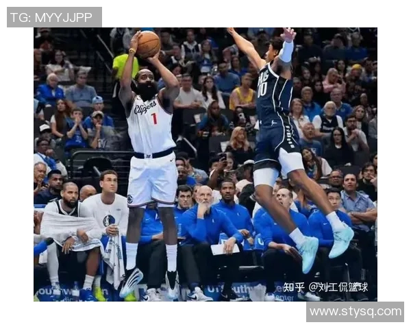 独行侠绝杀快船晋级西部半决赛：传奇之夜尽显英雄本色